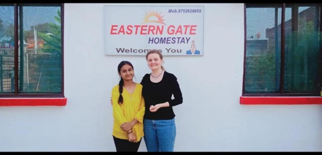 Eastern Gate Homestay Khajurāho الغرفة الصورة